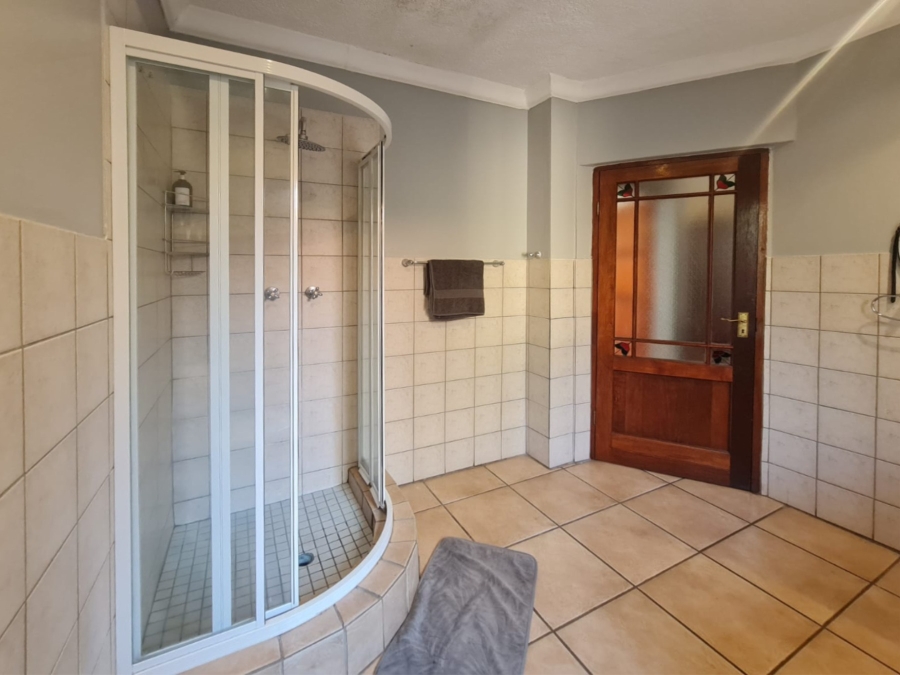 To Let 4 Bedroom Property for Rent in Eagles Landing North West